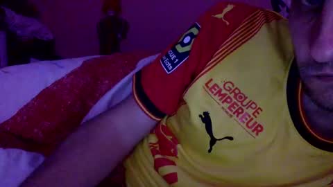 Snapshot of randobad12 chatting on 1, 12, 2024 randobad12 online show from 1, 12, 2024