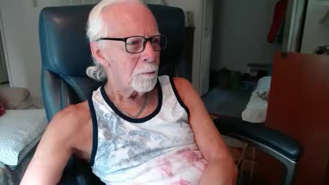 Snapshot of ranger1001 chatting on 31, 5, 2026 ranger1001 online show from 31, 5, 2026