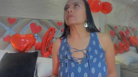 Snapshot of raquel_moore chatting on 16, 2, 2025 Raquel Moore online show from 16, 2, 2025