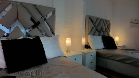 Snapshot of raquel_moore chatting on 24, 2, 2025 Raquel Moore online show from 24, 2, 2025