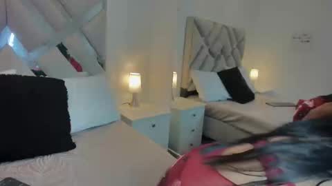 Snapshot of raquel_moore chatting on 12, 3, 2025 Raquel Moore online show from 12, 3, 2025