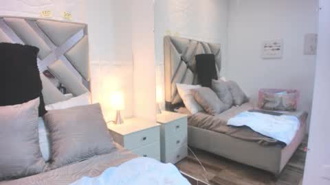 Snapshot of raquel_moore chatting on 17, 9, 2025 Raquel Moore online show from 17, 9, 2025