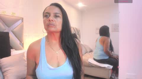 Snapshot of raquel_moore chatting on 30, 9, 2025 Raquel Moore online show from 30, 9, 2025