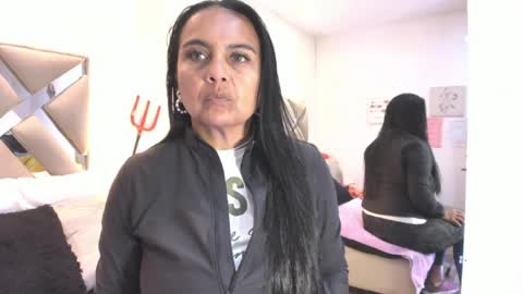 Raquel Moore  online show from 2, 3, 2026