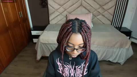 Snapshot of raqueljones_ chatting on 11, 3, 2025 Raquel online show from 11, 3, 2025