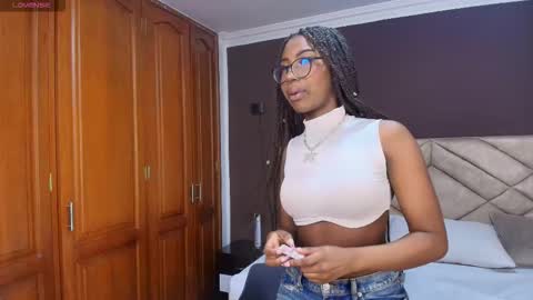 Snapshot of raqueljones_ chatting on 27, 11, 2025 Raquel online show from 27, 11, 2025