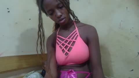Snapshot of rasoanirinaa chatting on 12, 5, 2026 rasoanirinaa online show from 12, 5, 2026