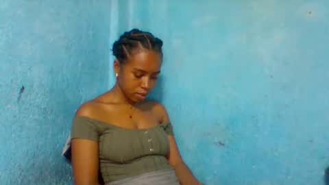 Snapshot of rasoelysca chatting on 15, 12, 2025 rasoelysca online show from 15, 12, 2025