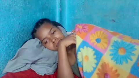 Snapshot of rasoelysca chatting on 16, 12, 2025 rasoelysca online show from 16, 12, 2025