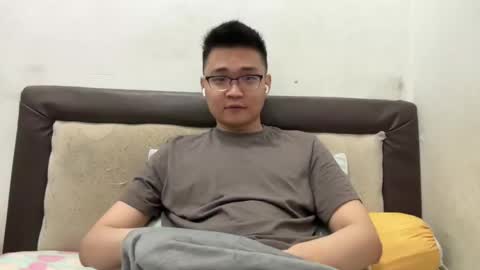 randomnaut online show from 4, 12, 2024