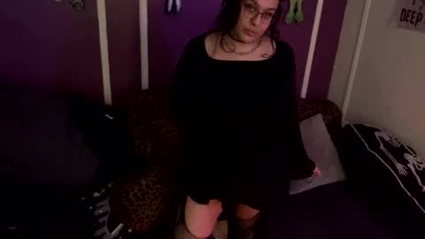 Snapshot of rattlesnakebitch chatting on 11, 11, 2025 Rattlesnake Bitch 666 online show from 11, 11, 2025