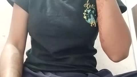 Snapshot of rava_sexy chatting on 10, 10, 2025 rava_sexy online show from 10, 10, 2025