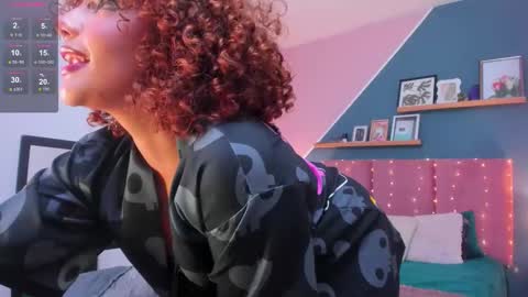 Snapshot of raven_curly chatting on 19, 11, 2025 Raven Curly online show from 19, 11, 2025