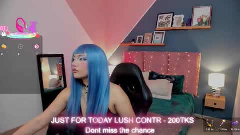 Snapshot of raven_curly chatting on 20, 11, 2025 Raven Curly online show from 20, 11, 2025