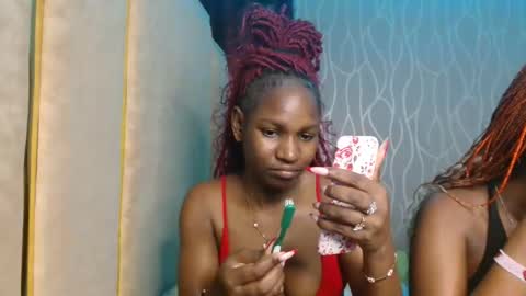 Snapshot of raven_luxe chatting on 1, 5, 2026 Raven online show from 1, 5, 2026