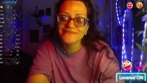 Snapshot of ravenandsin chatting on 4, 12, 2025 Raven online show from 4, 12, 2025