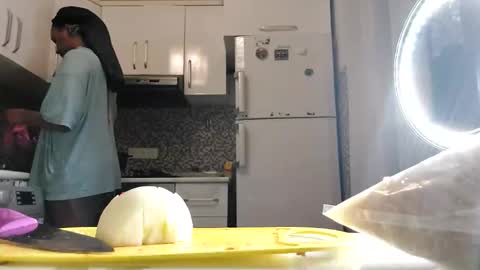 ravenbby online show from 25, 3, 2026