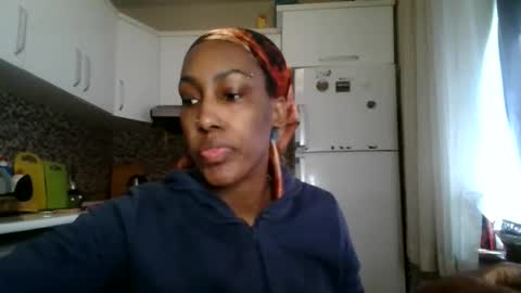 Snapshot of ravenbby chatting on 25, 4, 2026 ravenbby online show from 25, 4, 2026