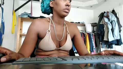 ravenbby online show from 2, 7, 2026