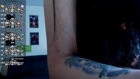 ravenelle_ online show from 23, 5, 2026
