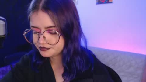 Snapshot of raventh_ chatting on 7, 7, 2026 raventh_ online show from 7, 7, 2026