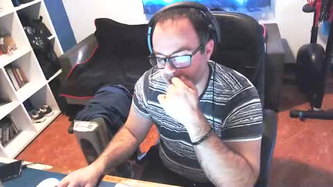 ravingr3d3 online show from 18, 2, 2025