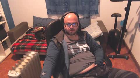 ravingr3d3 online show from 1, 3, 2025