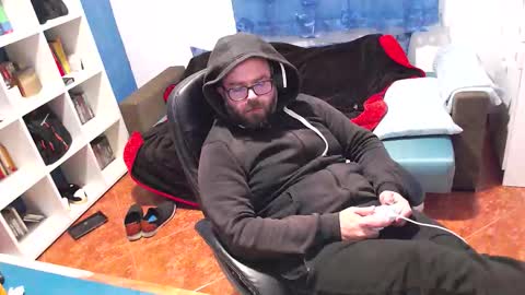 Snapshot of ravingr3d3 chatting on 14, 12, 2025 ravingr3d3 online show from 14, 12, 2025