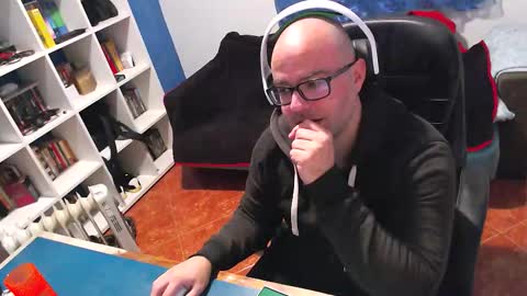 Snapshot of ravingr3d3 chatting on 17, 12, 2025 ravingr3d3 online show from 17, 12, 2025