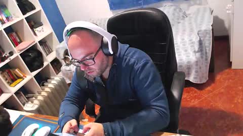 Snapshot of ravingr3d3 chatting on 1, 2, 2026 ravingr3d3 online show from 1, 2, 2026