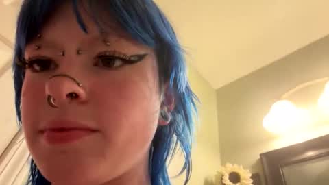 Ravynn 3 online show from 13, 11, 2025