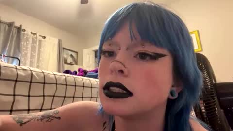 Ravynn 3 online show from 19, 11, 2025