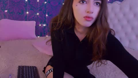 Snapshot of rawdare chatting on 1, 11, 2025 Lillian online show from 1, 11, 2025