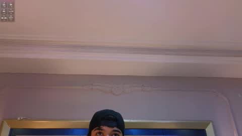 Snapshot of ray_coopers chatting on 5, 11, 2025 Ray Coopers online show from 5, 11, 2025