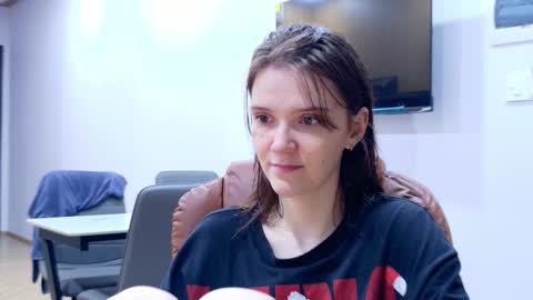 Snapshot of ray_lol chatting on 10, 1, 2026 Ray-Ray online show from 10, 1, 2026