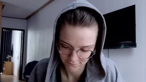 Snapshot of ray_lol chatting on 1, 2, 2026 Ray-Ray online show from 1, 2, 2026