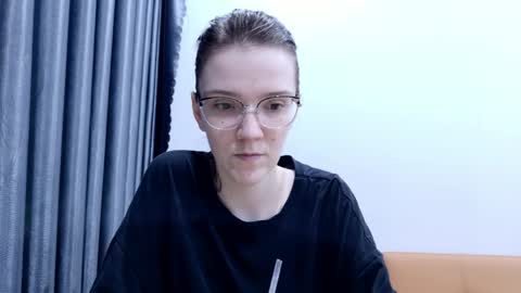 Ray-Ray online show from 9, 4, 2026