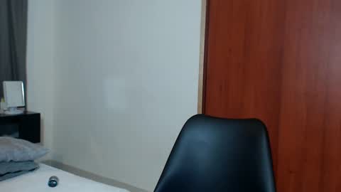 Snapshot of ray_weed chatting on 5, 2, 2025 Ray online show from 5, 2, 2025