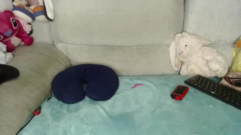 Snapshot of raycatt chatting on 13, 11, 2025 Ray online show from 13, 11, 2025