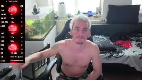 Rayzel online show from 4, 5, 2026
