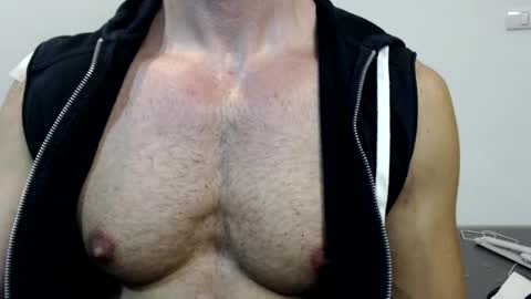 razorramon13 online show from 1, 2, 2025