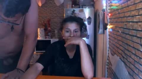 Snapshot of real_coupl3 chatting on 4, 6, 2026 real_coupl3 online show from 4, 6, 2026