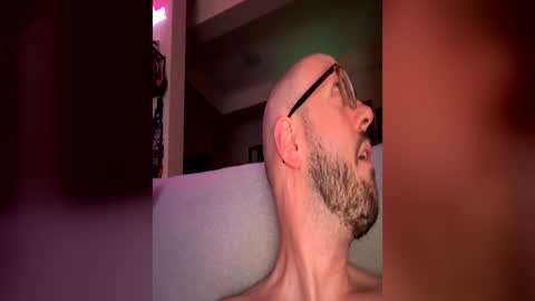 HugeSecret online show from 21, 5, 2026