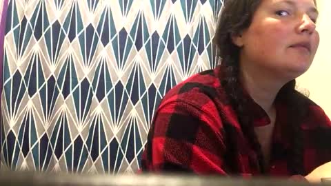 Snapshot of reallivepriestess chatting on 29, 10, 2025 RealLivePriestess333 online show from 29, 10, 2025