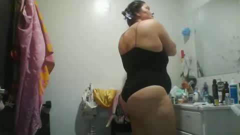 Snapshot of reallivepriestess chatting on 7, 11, 2025 RealLivePriestess333 online show from 7, 11, 2025