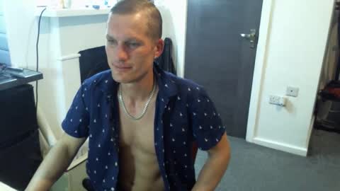 Snapshot of reallyman7 chatting on 19, 5, 2026 Ask me online show from 19, 5, 2026