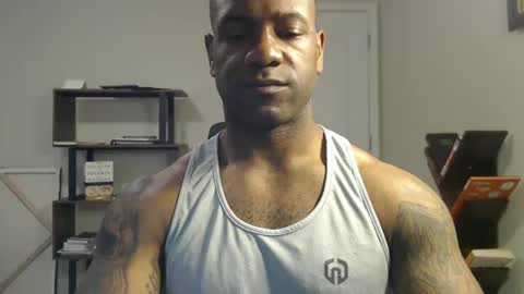 Snapshot of realreyblack chatting on 11, 10, 2025 Rey online show from 11, 10, 2025