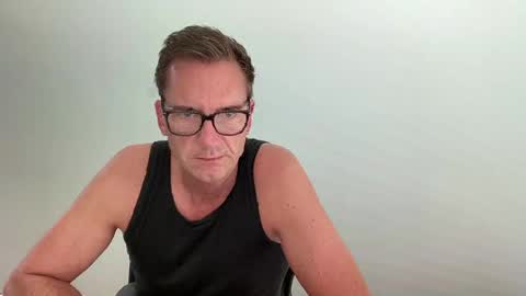realstuff_ online show from 6, 8, 2026