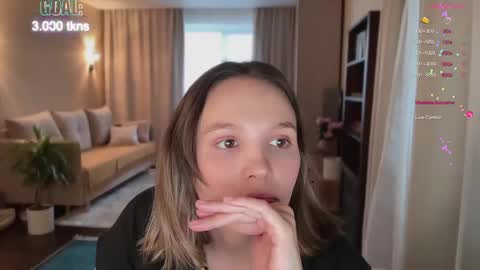 Snapshot of realsupermichael chatting on 8, 12, 2024 AliceEve online show from 8, 12, 2024