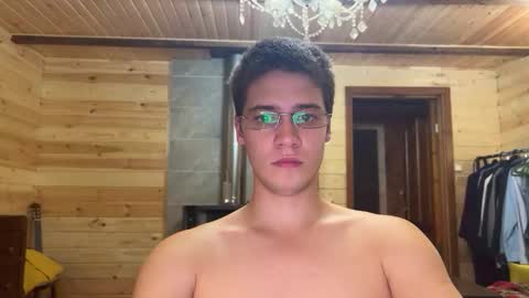 Snapshot of realsupermichael chatting on 27, 9, 2025 AliceEve online show from 27, 9, 2025